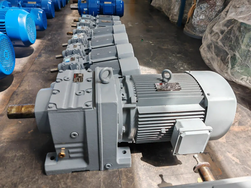 Engineering-Mechanical-Planetary-Gearbox3